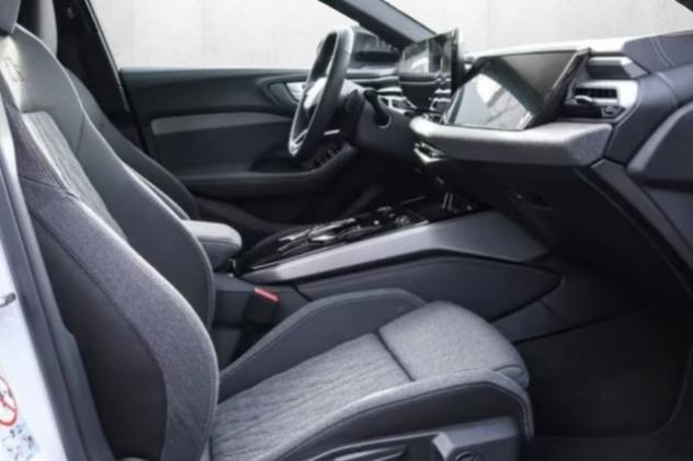 AUDI A5 Avant TDI 150 kW mHEV+ S tronic S Line edition rif. 23112619 - Foto 7