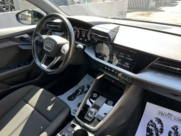 Audi A3 Sportback 30 TFSI S tronic Business TOTAL BLACK - Foto 9