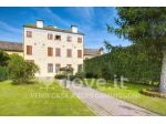 Appartamento di 88 m² con 2 locali e box auto in vendita a Ferrara