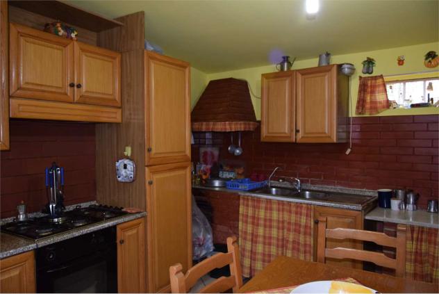 V001842 - VILLA DA 140 MQ 40 MQ VERANDA 2300 MQ GIARDINO - Foto 10