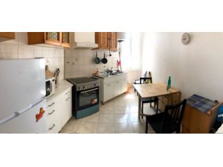 stanza singola zona cermenate 600 euro
