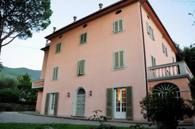 Villa in vendita a Rezzano - Calci 600 mq Rif: 1222518