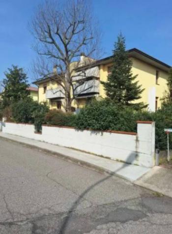 Immobile in asta di 90 m², box auto in vendita a Curtatone - Foto 3