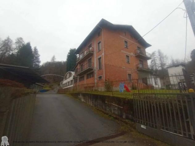 Immobile in asta di 140 m² con più di 5 locali in vendita a Valdilana - Foto 2