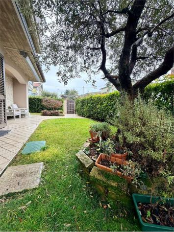 V005370 - VILLA ANGOLARE IN CLASSE A2 CON GIARDINO! - Foto 9