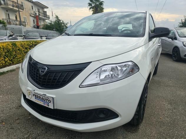 Lancia Ypsilon 1.0 FireFly 5 porte S&S Hybrid Gold - Foto 3