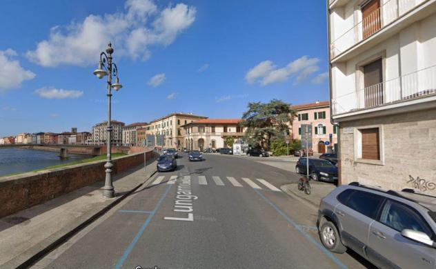 Negozio in Affitto in zona LUNGARNI
