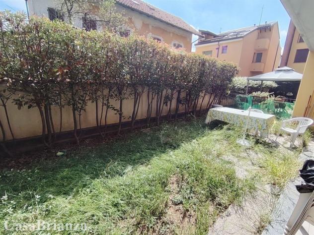 Appartamento arredato con giardino. - Foto 15