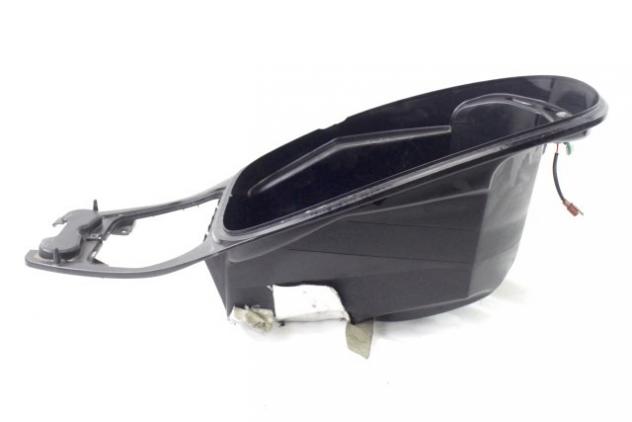 KYMCO K-XCT 300 81260LKG7E00 VASCA SOTTOSELLA PORTACASCO 12 - 17 HELMET COMPARTMENT - Foto 3