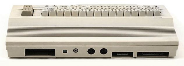 Commodore 64 + Datassette + Joystick + GIOCHI - Foto 2