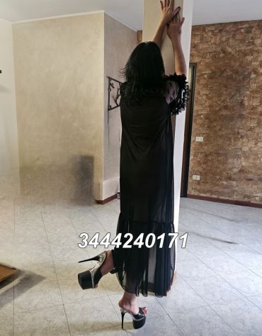APPENA ARRIVATA NOVITA'🔥LAURA Ungherese 40 anni, Milf mora mozzafiato 🔥 - Foto 3 Tel:3444240171
