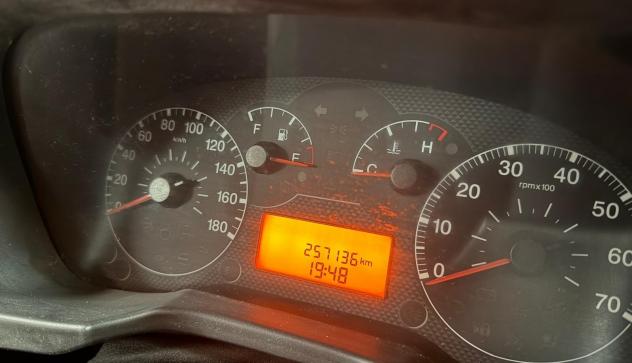 Fiat Qubo 1.3 MJT 75 CV Active - Foto 9