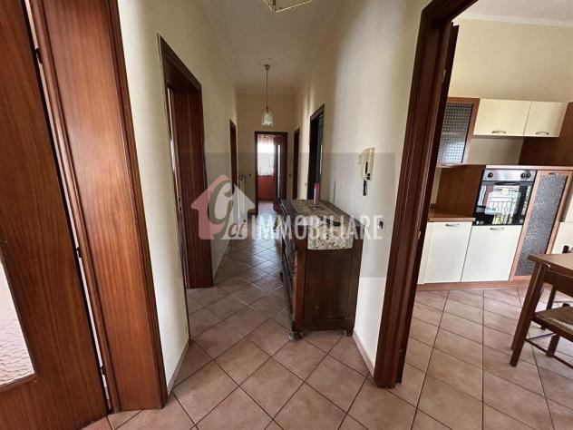 Appartamento di ampie dimensioni in quartiere residenziale - Foto 6