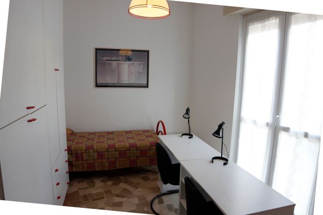 2 POSTI LETTO IN BILOCALE A STUDENTI IN CENTRO STORICO - Foto 9