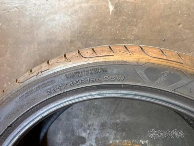 2 gomme 225 45 19 goodyear a3256 - Foto 7