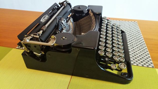 Macchina da scrivere antica: Triumph Durabel del 1935' - Foto 10