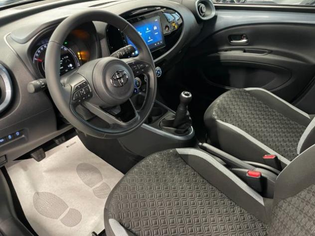 TOYOTA Aygo X 1.0 VVT-i 72 CV Teamplayer KM0 MY25 rif. 23976478 - Foto 5