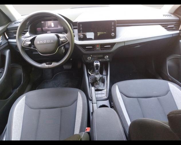 Škoda Kamiq 1.0 TSI 115 CV DSG Black Dots - Foto 10