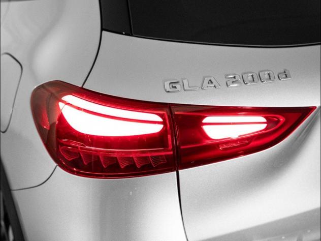 Mercedes-Benz GLA 200 d Progressive Extra - Foto 8