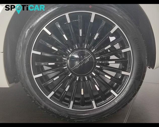FIAT 500 IV 1.0 hybrid Icon - Foto 8