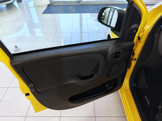 Fiat Panda 1.0 Hybrid ICON 2025 - Foto 8
