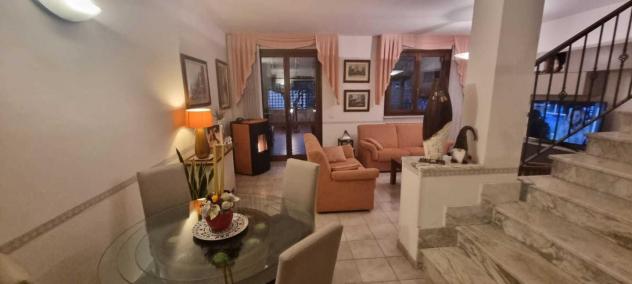 Villetta a schiera in vendita a Carrara 200 mq Rif: 1251545