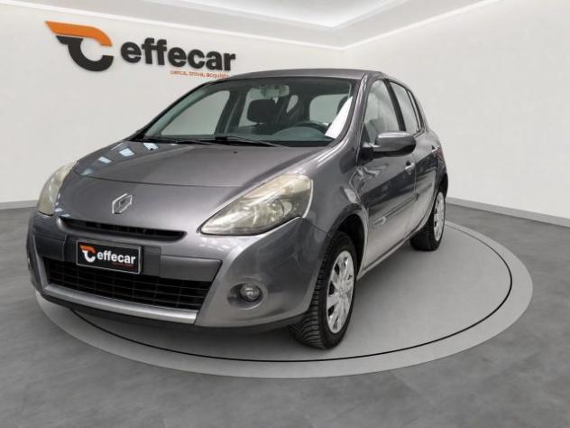 RENAULT Clio 1.2 16V 5 porte Luxe rif. 23930195
