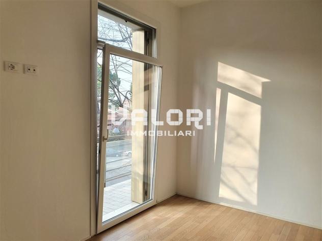 INCANTEVOLE TERRA-CIELO RISTRUTTURATA CON CORTE PRIVATA E GARAGE - Foto 16