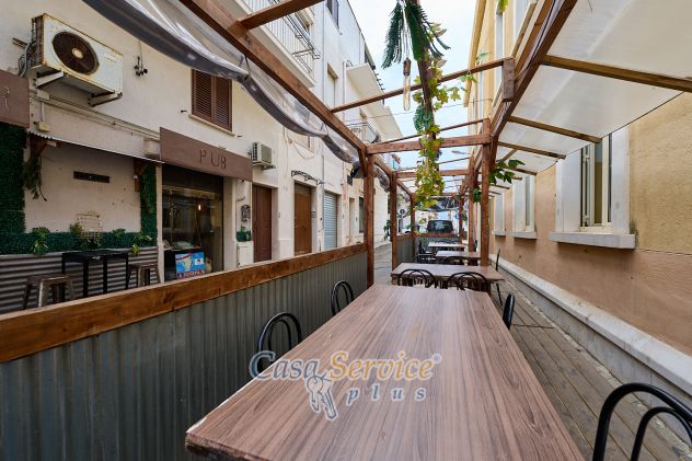 PIZZERIA/PUB /PANINOTECA AL CENTRO DI GALLIPOLI - Foto 4