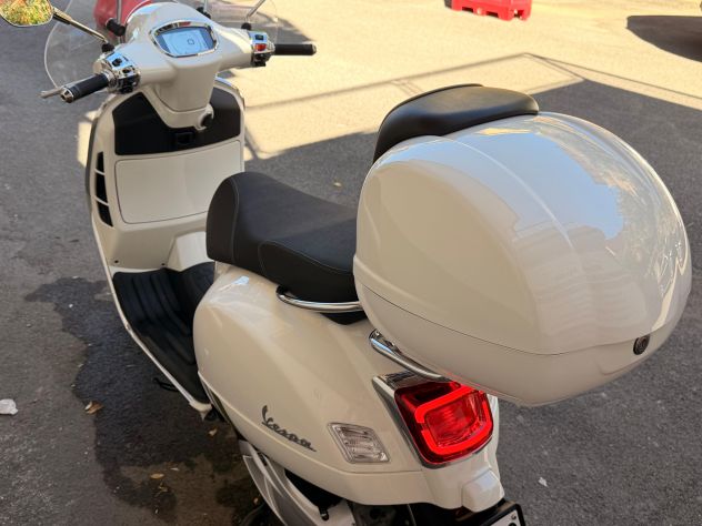 Piaggio Vespa GTS 310 Supertech - Foto 13