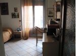 stanza singola in appartamento con altre due studentesse