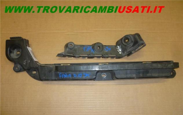 GUIDA LAT. PARAURTI POST. S. SKODA FABIA (NJ)  Carrozzeria  Lamierati esterni  Paraurti  Staffa sostegn SKODA - FABIA - 01-02-2015 -