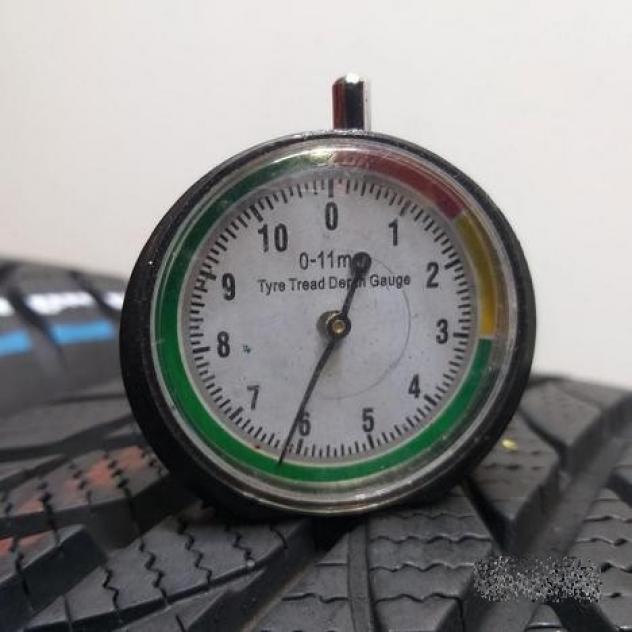 2 gomme 215 65 17 bridgestone a40679 - Foto 4