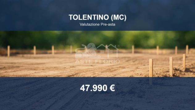 Immobile in asta di 1820 m² in vendita a Tolentino