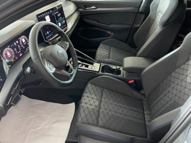 VOLKSWAGEN Golf 1.5 eTSI 150 CV ACT DSG R-Line Plus KM0 MY26 rif. 23769966 - Foto 3