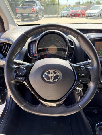 TOYOTA Aygo 1.0 VVT-i 69 CV 5 porte x-cool TSS rif. 24091809 - Foto 10