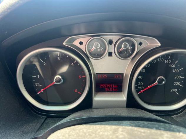 FORD Kuga + 2.0 TDCi 163 CV 4WD DPF rif. 23935600 - Foto 10