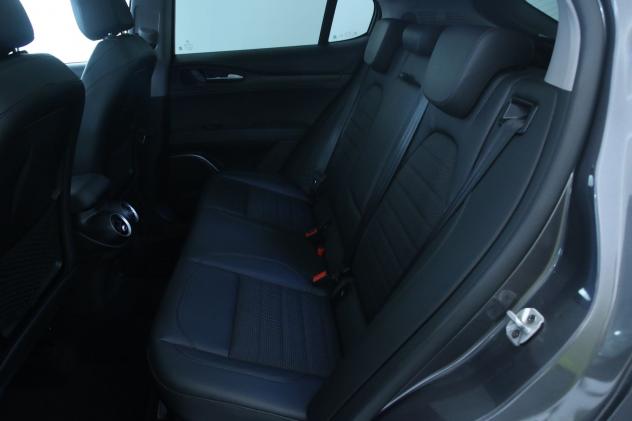 Alfa Romeo Stelvio 2.2 Turbo Diesel 210CV AT8 Q4 Executive - Tetto Panoramico Sedili riscaldabili - Foto 8