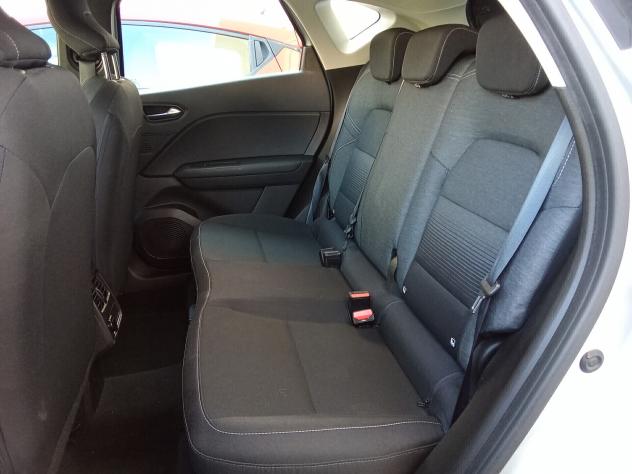 Renault Captur 1.5 dCi 116 CV - Foto 6