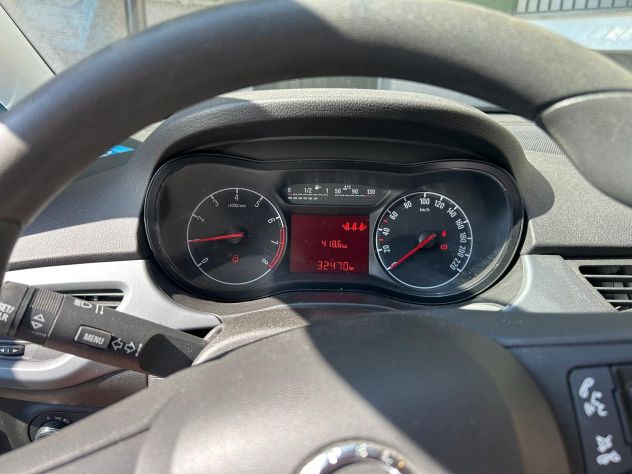 Auto - Foto 3