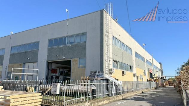 CAPANNONE CON UFFICI IN VENDITA AD AGRATE BRIANZA - Foto 4