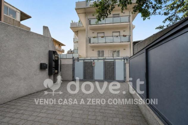 Appartamento di 94 m² con 4 locali e box auto in vendita a Gravina di Catania
