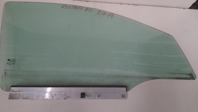 VETRO SCENDENTE ANTERIORE DESTRO OPEL Astra H Berlina (0407)