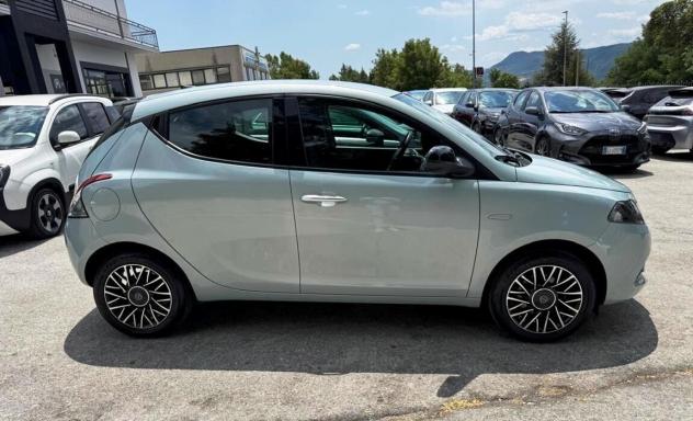 Lancia Ypsilon 1.2 69 CV 5 porte GPL Ecochic - Foto 4