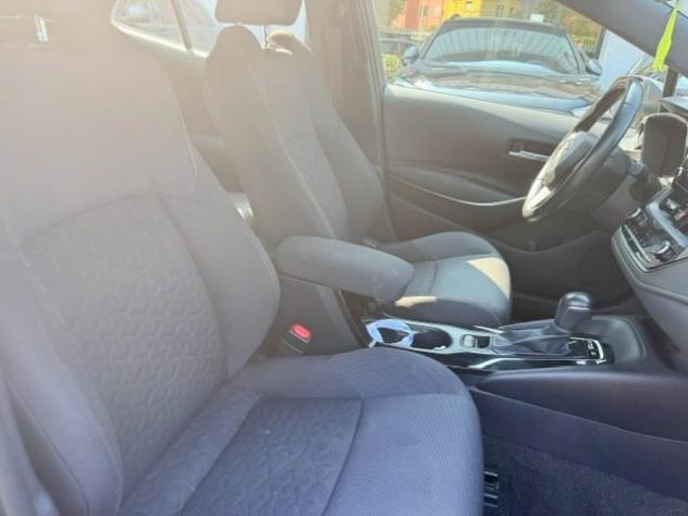 TOYOTA Corolla 1.8 Hybrid Active rif. 24097057 - Foto 10