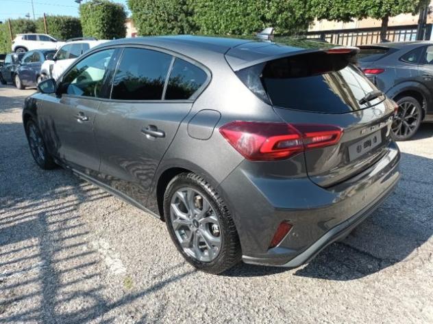 FORD Focus 1000 ECOBOOST HYBRID ST-LINE 125CV NAV LED"17 ITA rif. 23804166 - Foto 4