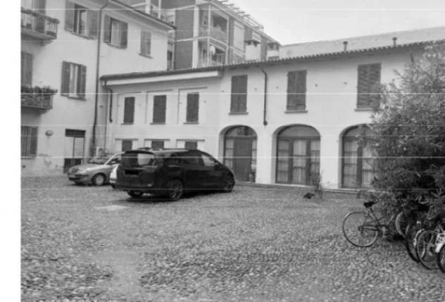 Immobile in asta di 340 m² con più di 5 locali in vendita a Novara - Foto 3