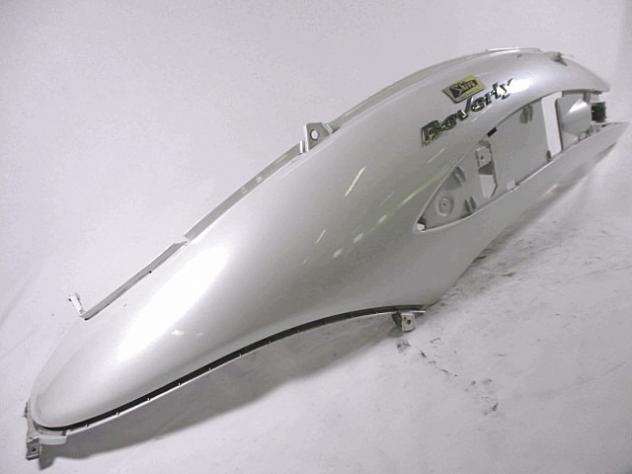 CARENA POSTERIORE SINISTRA PIAGGIO BEVERLY TOURER 300 2010 - 2016 65635300DE LEFT SIDE REAR FAIRING STRISCIATA