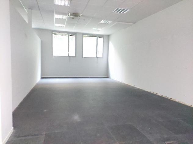 MONZA Cederna - ampio deposito con ingresso indipendente - Foto 4