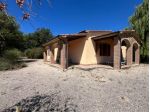 CASA INDIPENDENTE di 8 vani e di 130 mq (MANCIANO) rif. SATU490